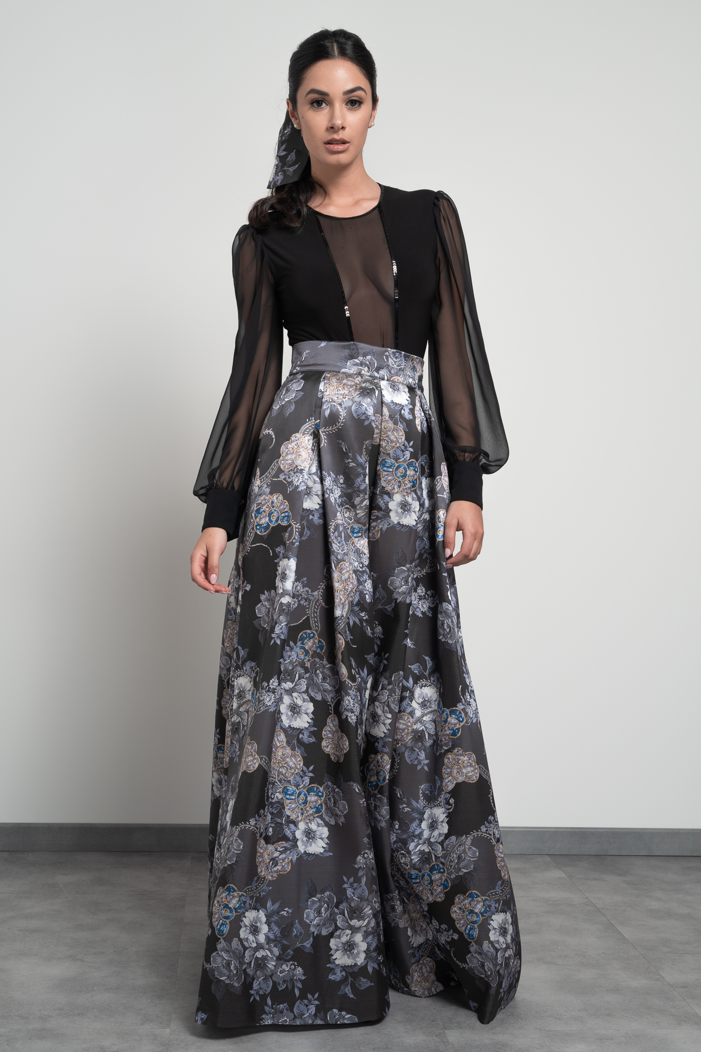 Gonnellone lungo grigio motivo floreale Melissa Ferma Couture